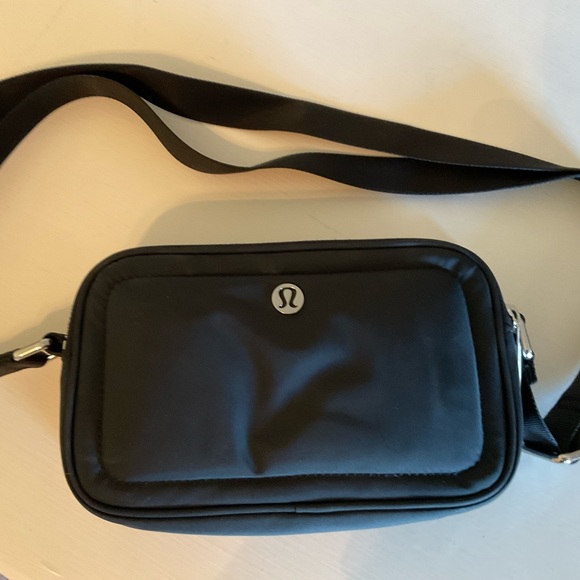 lululemon athletica Handbags - Lululemon Crossbody Camera Bag